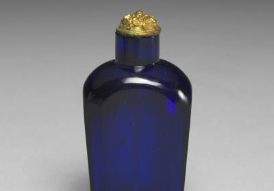 图片[2]-Blue eight-faceted glass snuff bottle, 18th century, Qing dynasty-China Archive